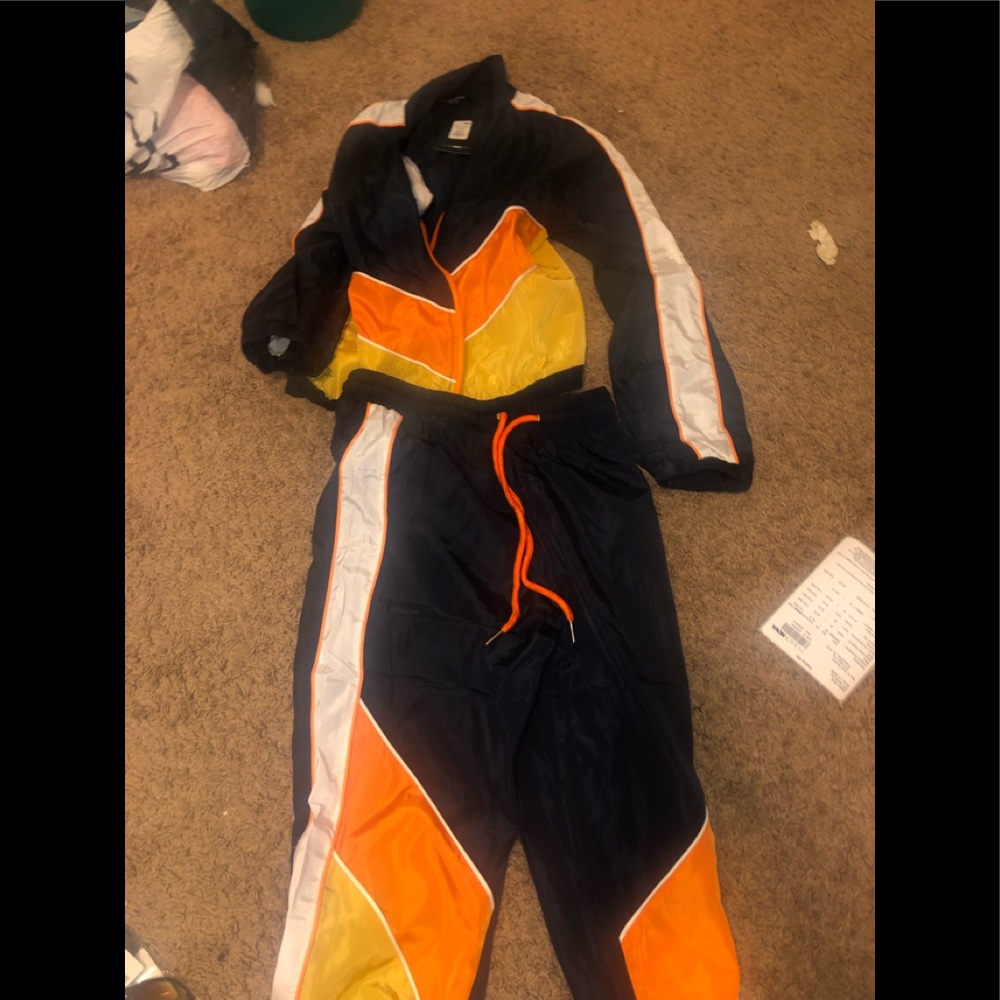 Fashion nova sweatsuit